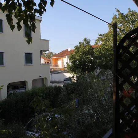 Casa de hóspedes And With Parking Space - 7170 Rovinj